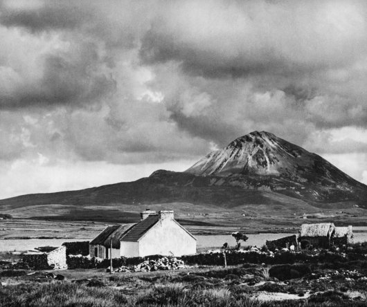 Radharc den Earagail ó Ghleann Tornáin